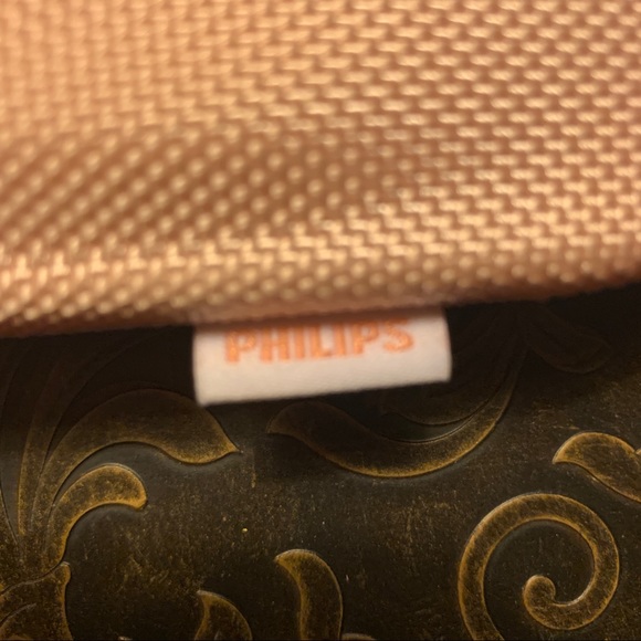 PHILIPS Sonic Diamond-Clean Travel Charging Case - Picture 5 of 7